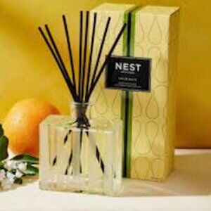 NWT Nest New York Grapefruit Reed Diffuser 1.3 Fl oz